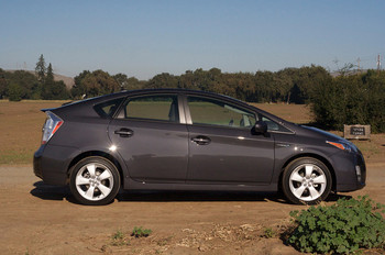 2010prius.jpg